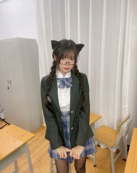 魔乳秘剑帖修炼_国产剧高清视频观看