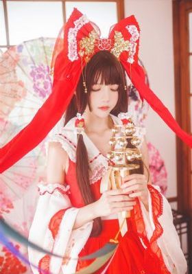 bl高肉喷汁彩漫肉_BD英语全集在线观看