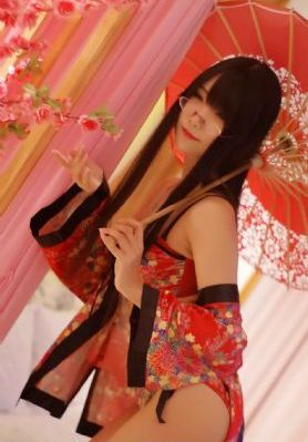 欧美人妖另类hd1080p_免费高清观看
